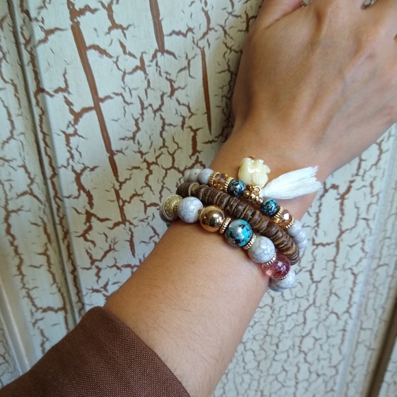 New Boho 3 layer Bracelet with Elephant Charm - Picture 2 of 3